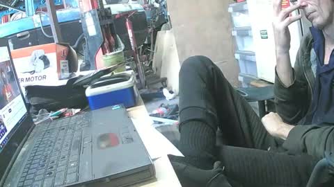 Snapshot of 03oldskoolatgm chatting on 2, 6, 2026 03oldskoolatgm online show from 2, 6, 2026