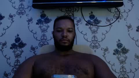 Snapshot of 0_kingsley chatting on 5, 1, 2025 Kingsley online show from 5, 1, 2025