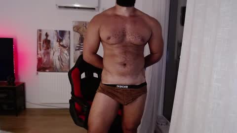 Snapshot of 0_kingsley chatting on 8, 9, 2025 Kingsley online show from 8, 9, 2025