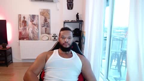 Snapshot of 0_kingsley chatting on 7, 10, 2025 Kingsley online show from 7, 10, 2025