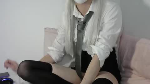 Snapshot of 0tter__chan chatting on 12, 10, 2025 0tter  chan online show from 12, 10, 2025