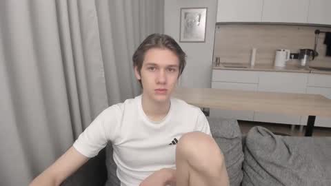 Snapshot of 0verlandd chatting on 14, 9, 2025 Adam online show from 14, 9, 2025