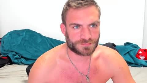 Snapshot of 10in_deluxe chatting on 15, 12, 2024 10in_deluxe online show from 15, 12, 2024