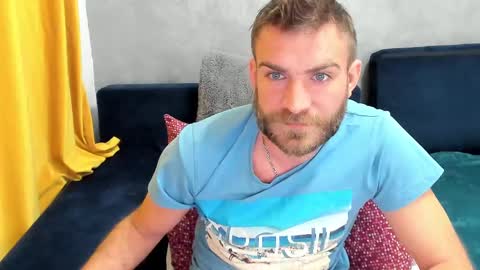 Snapshot of 10in_deluxe chatting on 24, 2, 2025 10in_deluxe online show from 24, 2, 2025