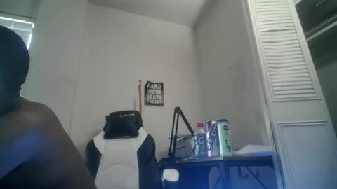 11inchtattedtrinibad online show from 3, 11, 2025