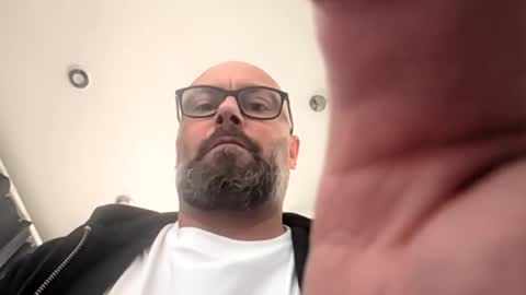 Snapshot of 15chells chatting on 3, 5, 2026 15chells online show from 3, 5, 2026