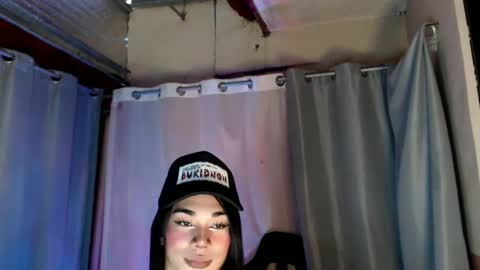 Snapshot of 18_nicole chatting on 4, 3, 2025 barbie online show from 4, 3, 2025