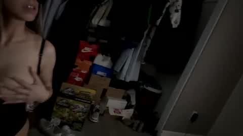 Snapshot of 1980latinocouple chatting on 9, 2, 2025 1980latinocouple online show from 9, 2, 2025