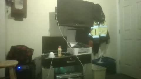 Snapshot of 19johnnyblunt91 chatting on 16, 5, 2026 19johnnyblunt91 online show from 16, 5, 2026
