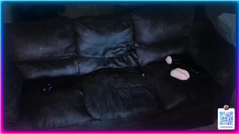 Snapshot of 19reddragon86 chatting on 28, 1, 2025 19reddragon86 online show from 28, 1, 2025