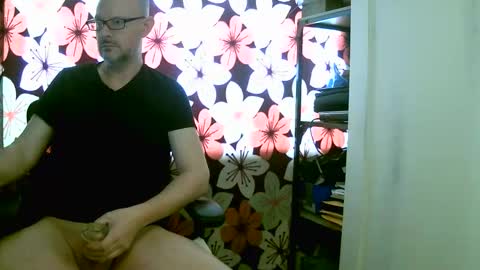 1hotbaldguy online show from 15, 3, 2026
