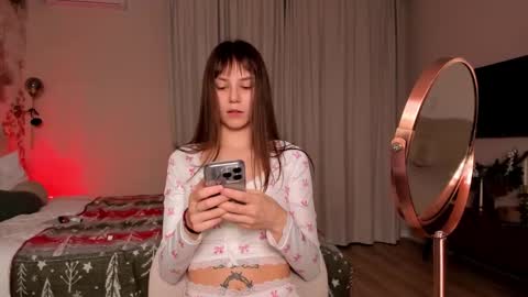 Lily 3 online show from 16, 1, 2026