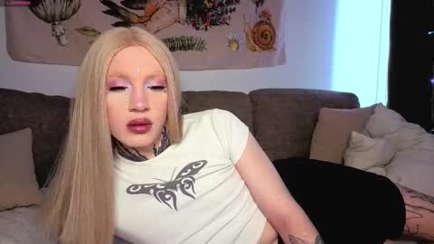 Michelle online show from 23, 3, 2026