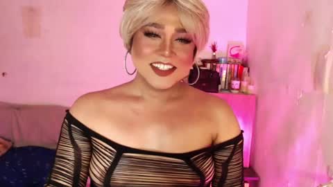 Snapshot of 1lovelymess chatting on 19, 7, 2026 1lovelymess online show from 19, 7, 2026