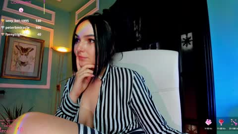 Moona  online show from 1, 2, 2025