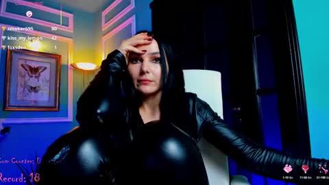 Moona  online show from 13, 2, 2025