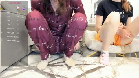 molly online show from 2, 4, 2026