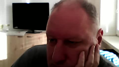 Snapshot of 1vaso chatting on 13, 10, 2025 1vaso online show from 13, 10, 2025