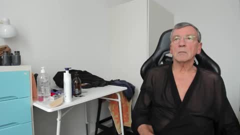 Henk online show from 14, 12, 2025