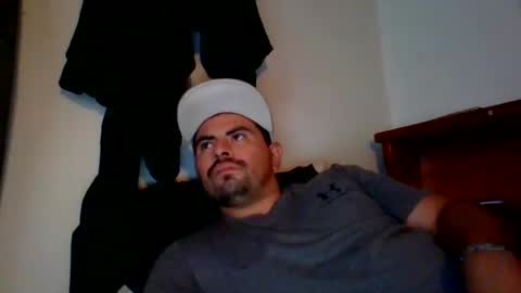 Snapshot of 210chulo chatting on 13, 2, 2025 210chulo online show from 13, 2, 2025