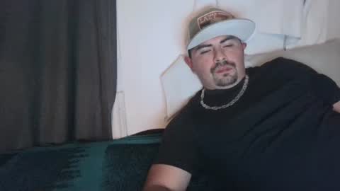 Snapshot of 210chulo chatting on 14, 2, 2025 210chulo online show from 14, 2, 2025