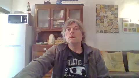 22esserre online show from 3, 2, 2025