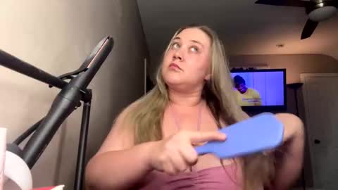 Snapshot of 22thickfatpussy chatting on 8, 6, 2026 22thickfatpussy online show from 8, 6, 2026