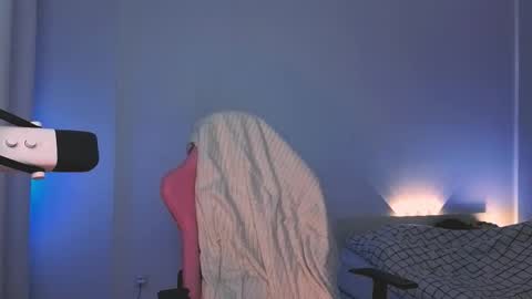 Snapshot of 2b_ chatting on 9, 1, 2026 Sasha weekend from 14 to 27 November online show from 9, 1, 2026