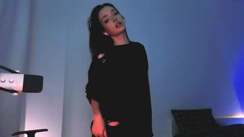 Sasha weekend from 14 to 27 November online show from 25, 3, 2026