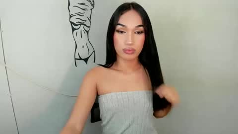 Snapshot of 2damnh0t_slut chatting on 15, 2, 2025 haduki online show from 15, 2, 2025