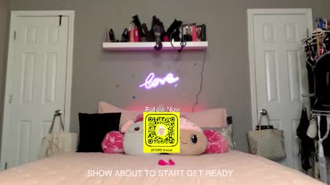 Snapshot of 2for5uncut chatting on 13, 9, 2025 RR UnCut online show from 13, 9, 2025