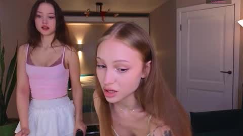 kittens team - Sandra and Kim  online show from 11, 3, 2026