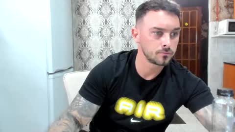 Snapshot of 2sexymuscles chatting on 11, 5, 2026 2sexymuscles online show from 11, 5, 2026