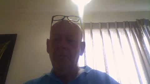 Snapshot of 304705449t chatting on 23, 11, 2025 Peter online show from 23, 11, 2025