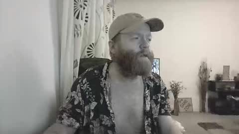 Snapshot of 33uk3 chatting on 19, 10, 2025 33UK online show from 19, 10, 2025