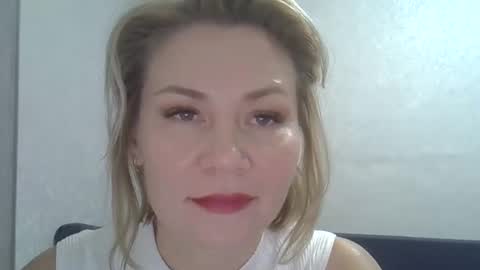 Snapshot of 3susie chatting on 30, 10, 2025 3susie online show from 30, 10, 2025