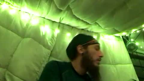 Snapshot of 420alwayshard chatting on 4, 8, 2026 420alwayshard online show from 4, 8, 2026
