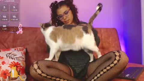 Violeta online show from 15, 2, 2025