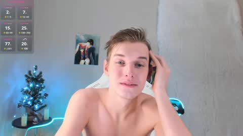 Snapshot of 4ever_dude chatting on 7, 1, 2025 Andrew online show from 7, 1, 2025