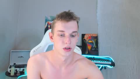 Snapshot of 4ever_dude chatting on 3, 2, 2025 Andrew online show from 3, 2, 2025