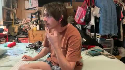 Snapshot of 69j0hndo chatting on 24, 10, 2025 FUCKR online show from 24, 10, 2025