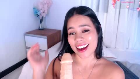 Snapshot of 69mia_sweet chatting on 6, 6, 2026 Mia online show from 6, 6, 2026