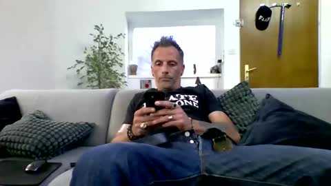 Num online show from 4, 4, 2026