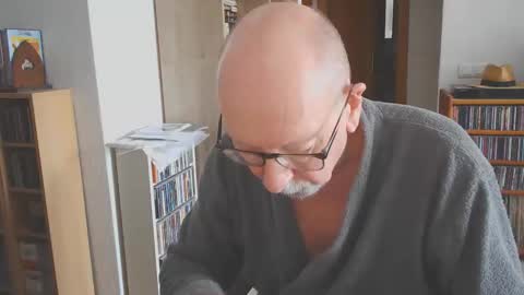  Papi  online show from 3, 11, 2025