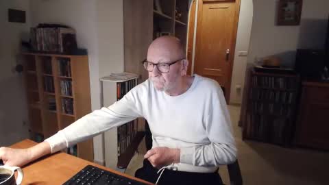  Papi  online show from 9, 3, 2026