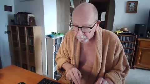  Papi  online show from 27, 3, 2026