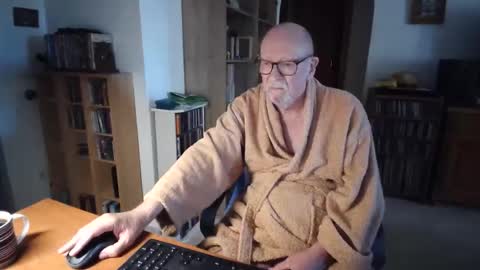  Papi  online show from 3, 4, 2026