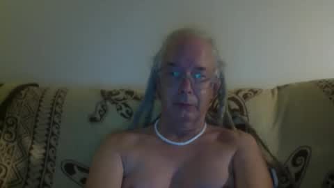 Snapshot of 808dred chatting on 27, 10, 2025 808dred online show from 27, 10, 2025