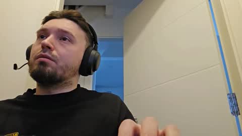 Snapshot of 8inchdude93 chatting on 9, 1, 2026 8inchdude93 online show from 9, 1, 2026