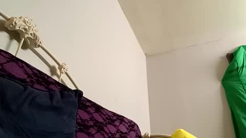 8intenn online show from 25, 2, 2026